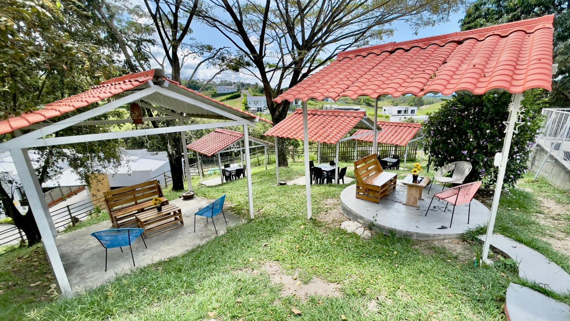 Loto Del Viento Hotel Cartago Exterior photo