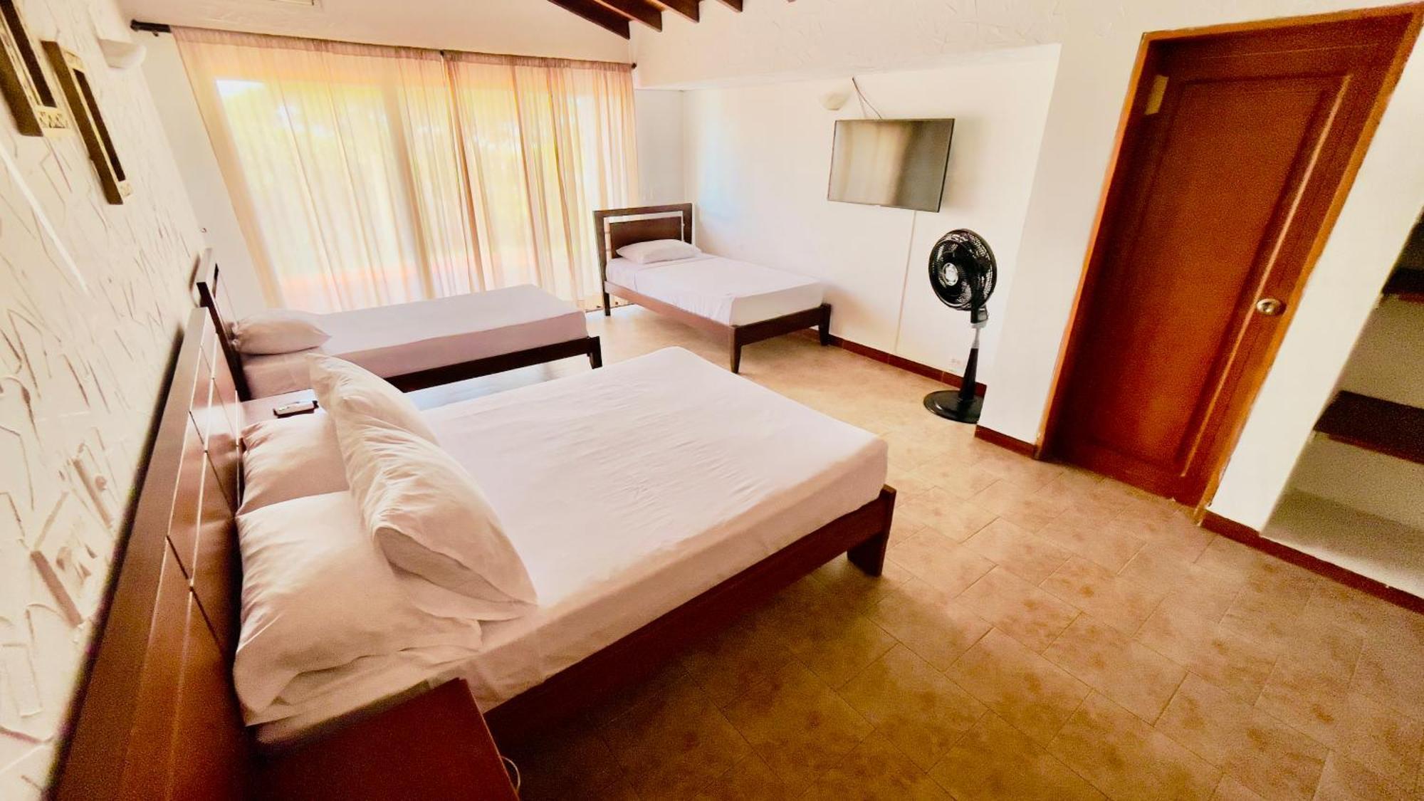 Loto Del Viento Hotel Cartago Exterior photo