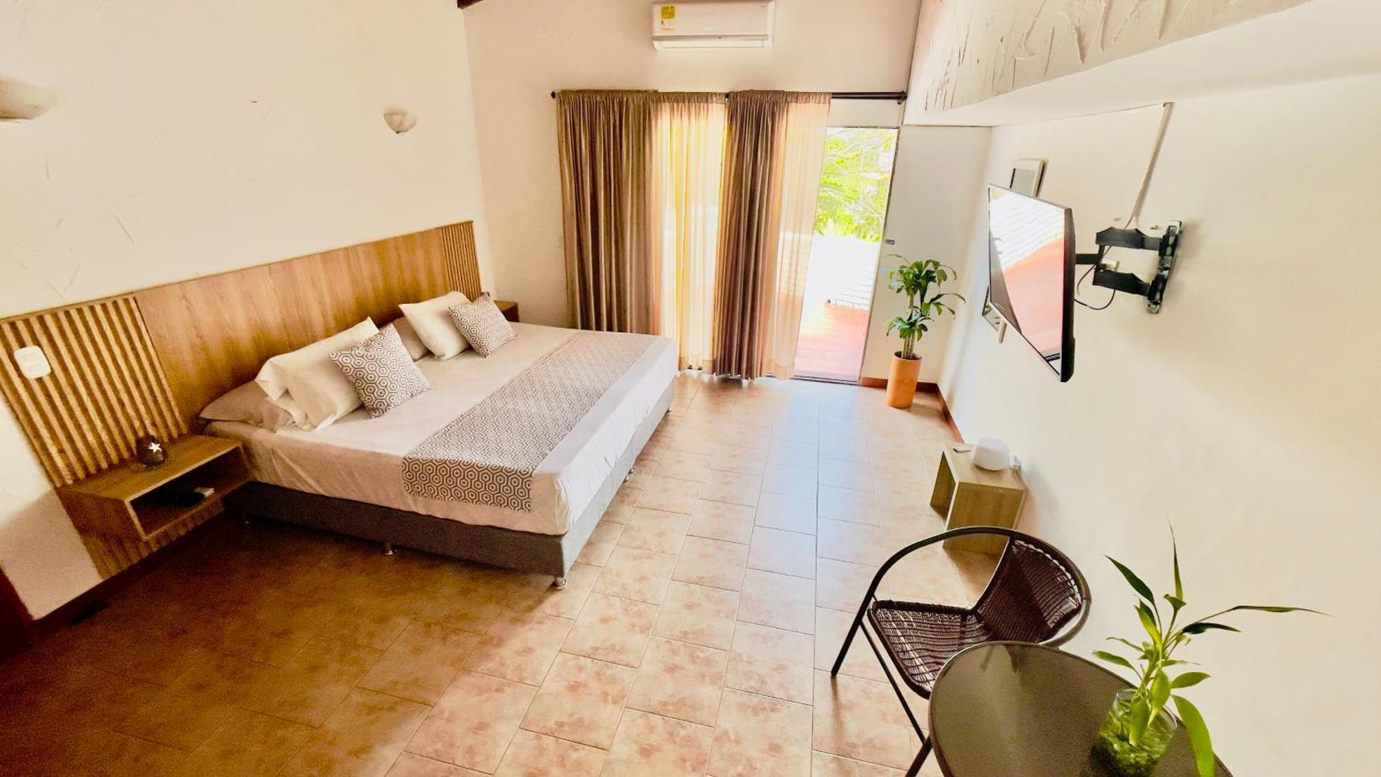 Loto Del Viento Hotel Cartago Exterior photo
