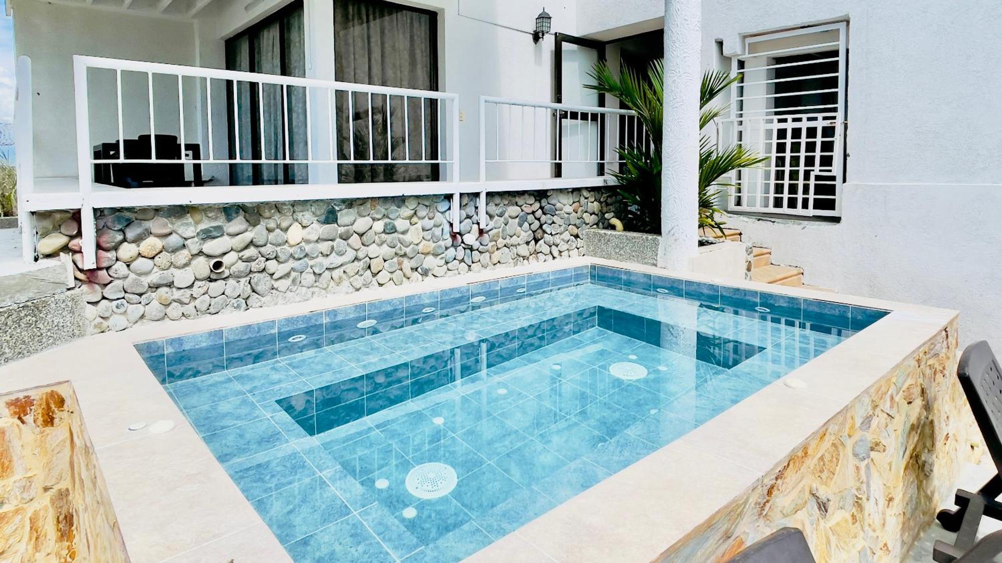 Loto Del Viento Hotel Cartago Exterior photo